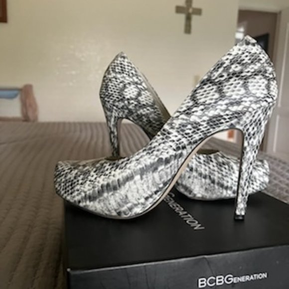BCBGeneration Shoes - BCBGeneration pumps